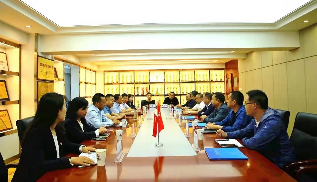 漢中市洋縣政府來(lái)甘肅四建進(jìn)行考察